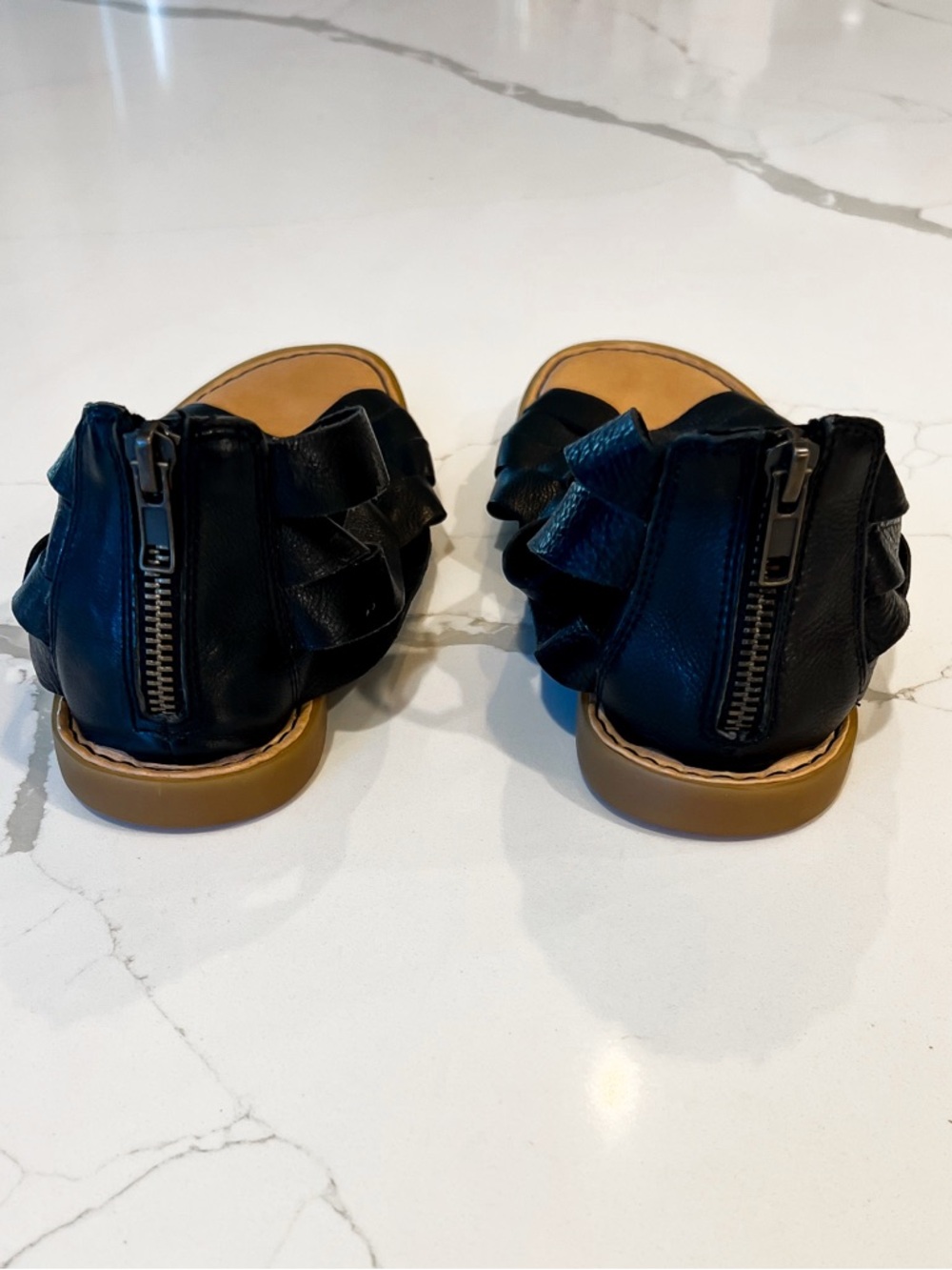 Born Iwa Black Leather Woven Buckle Sandals Womens Sz 7 M - Picture 12 of 16